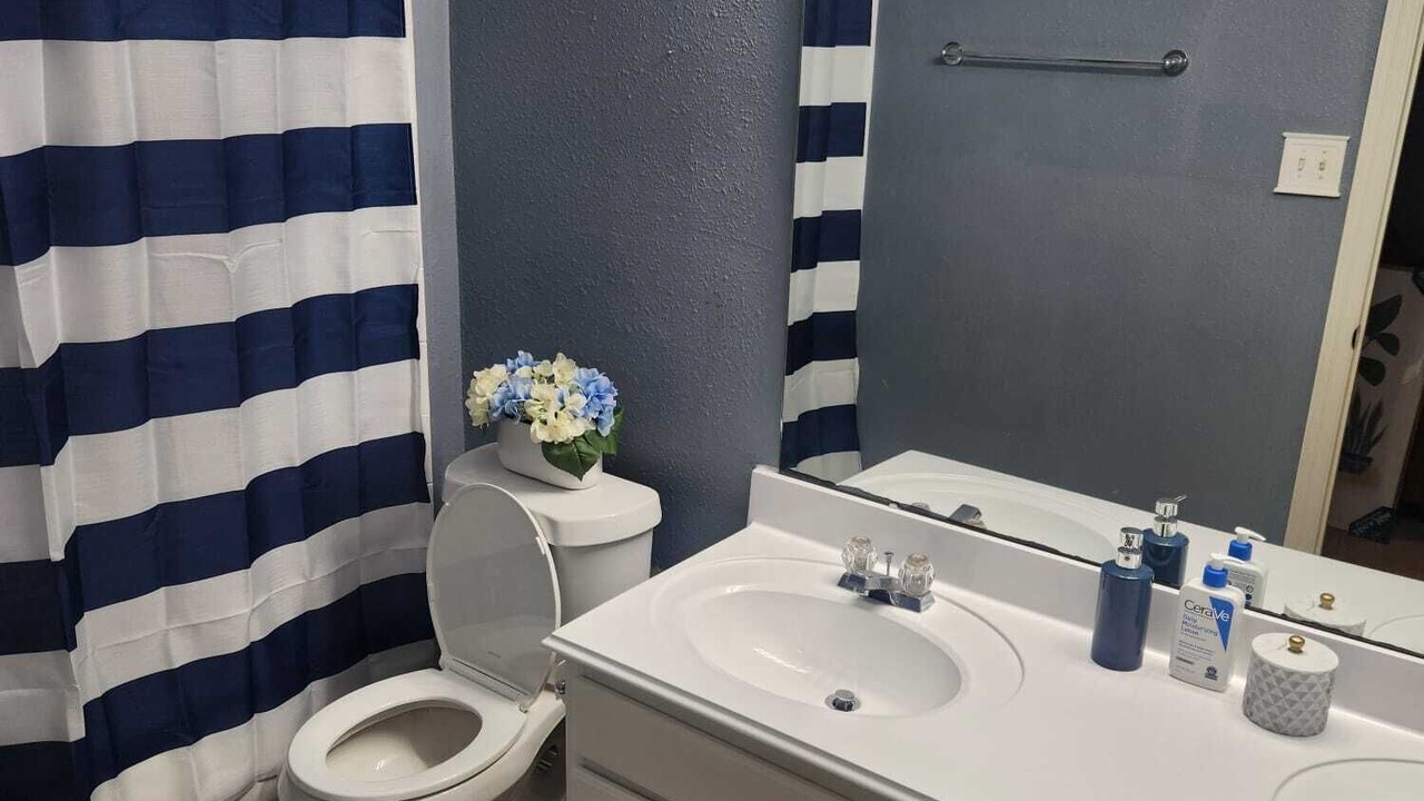 Photo of Bathroom in Spring