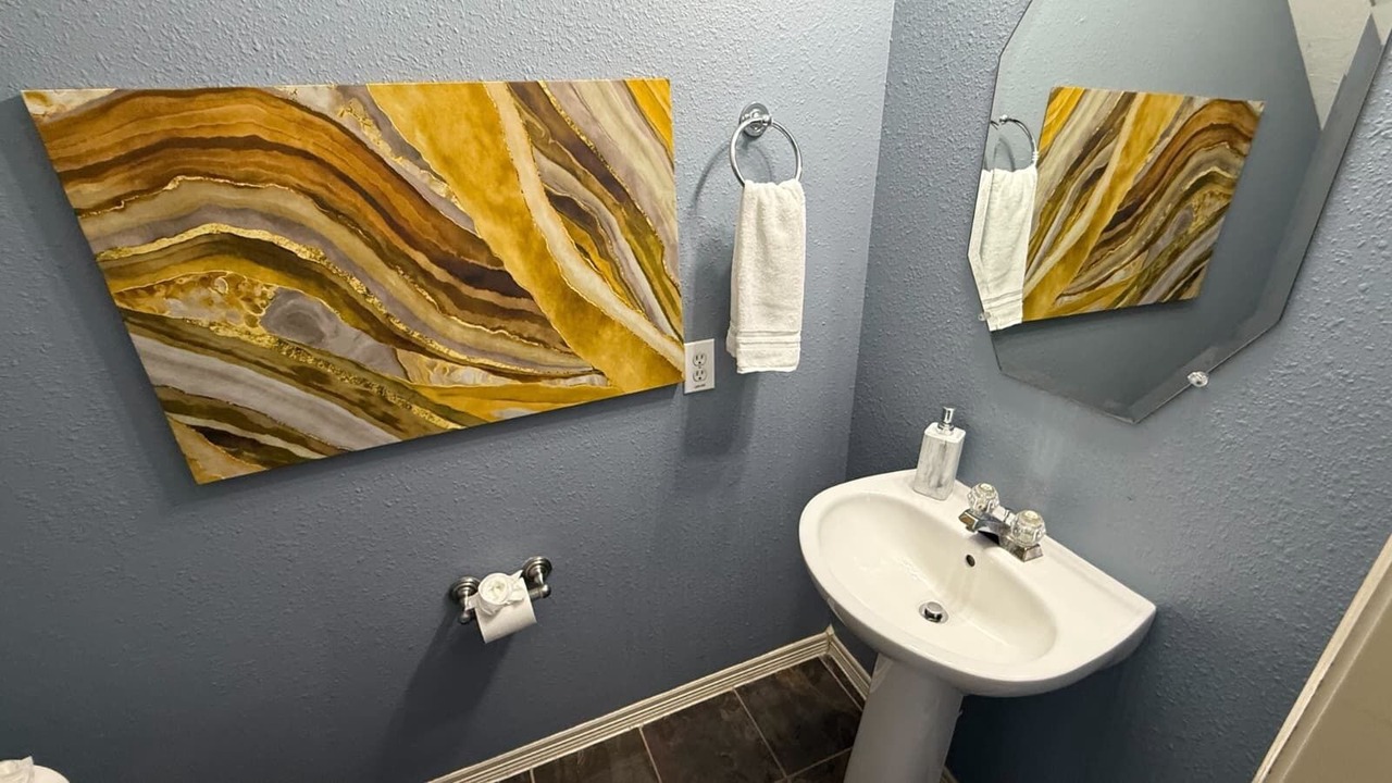 Photo of Bathroom in Spring