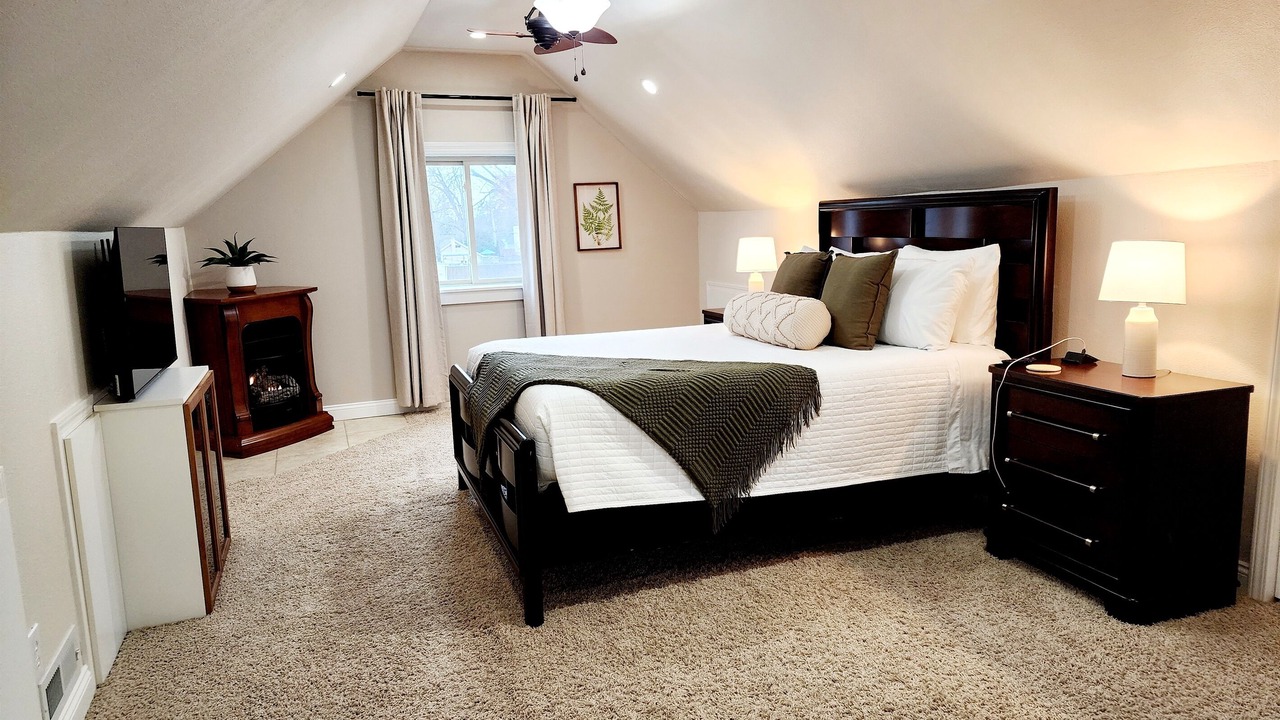 Photo of Livingroom in Reynolds Corners