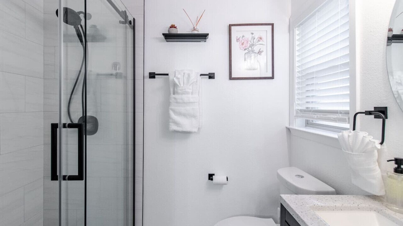 Photo of Bathroom in Medical Center District