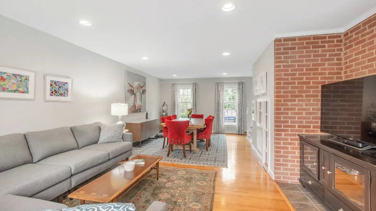 Photo of Livingroom in Richmond
