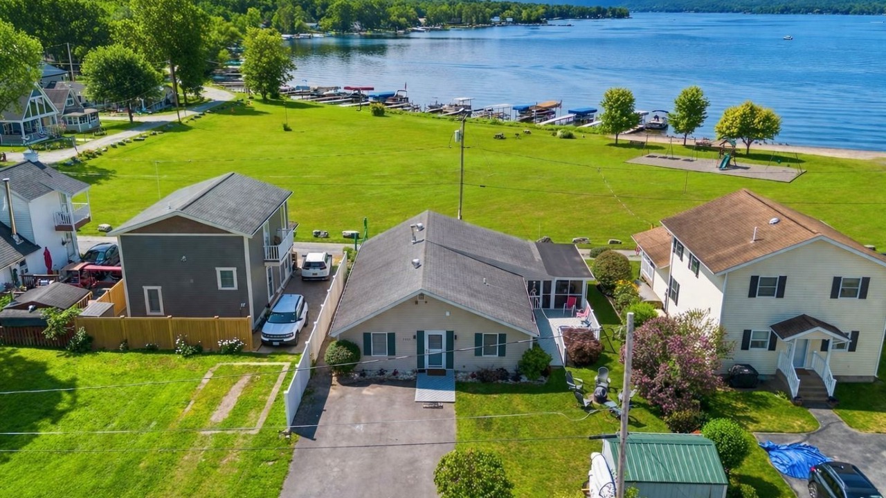 Photo of Outdoor in Town of Richmond
