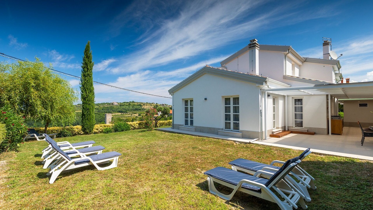 Photo of Outdoor in Momjan
