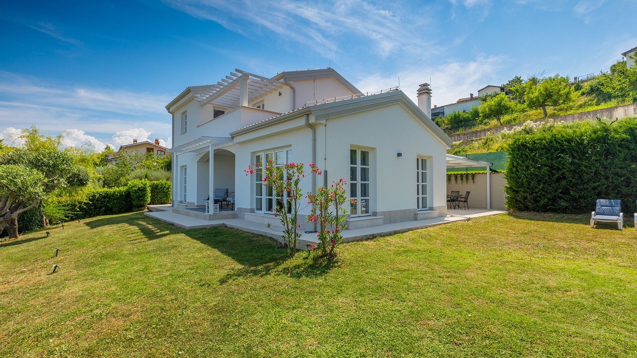 Photo of Outdoor in Momjan