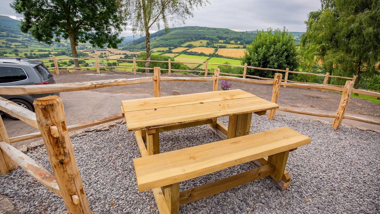 Photo of Others in Bwlch