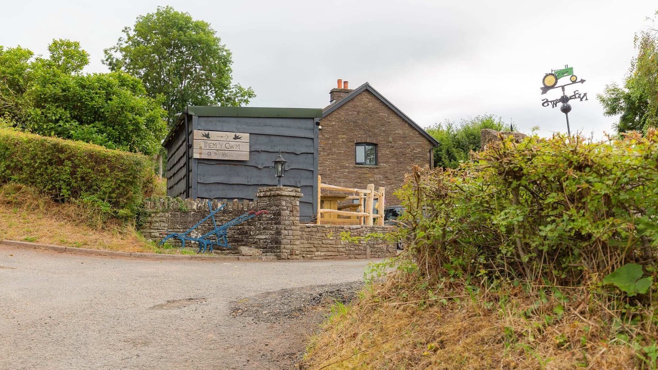 Photo of Others in Bwlch