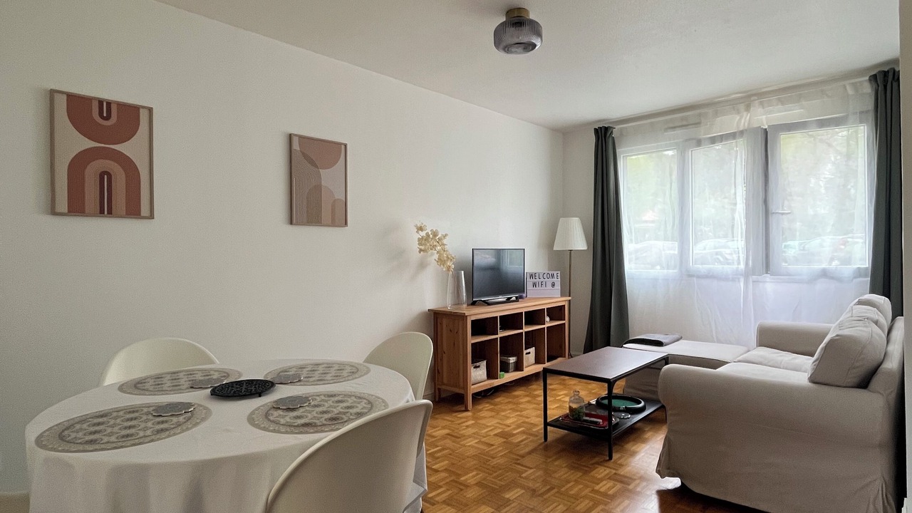 Photo of Livingroom in Saint-Genis-Laval
