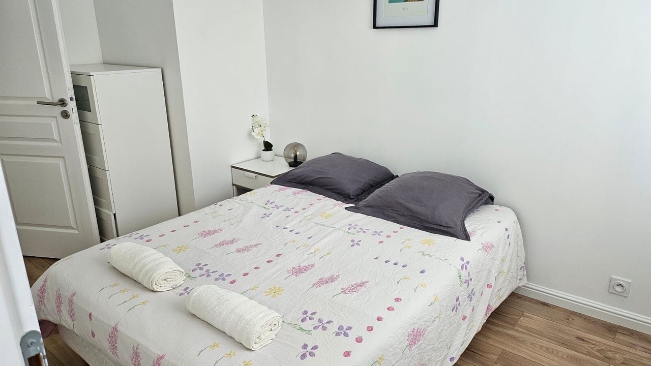Photo of Bedroom in Saint-Genis-Laval