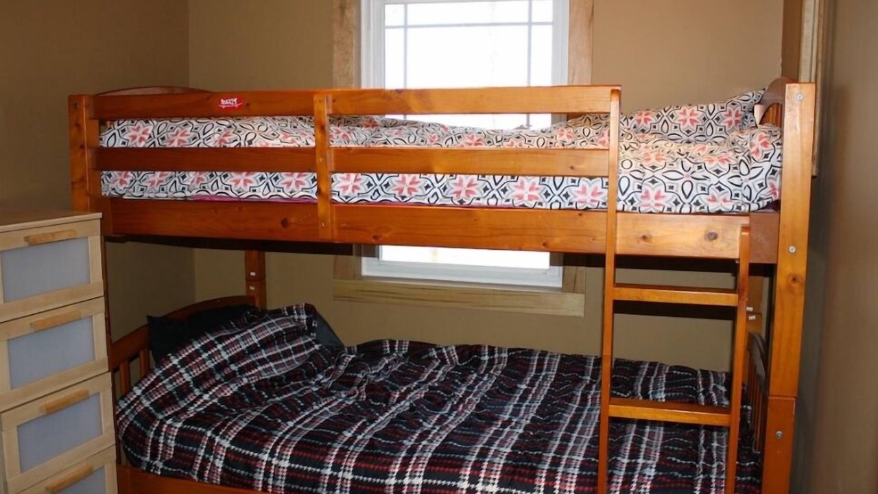 Photo of Bedroom in Howe Island