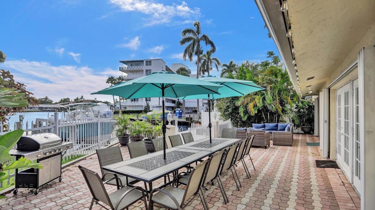 Photo of Outdoor in Dolphin Isles