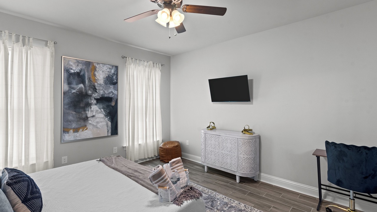 Photo of Bedroom in Shreveport
