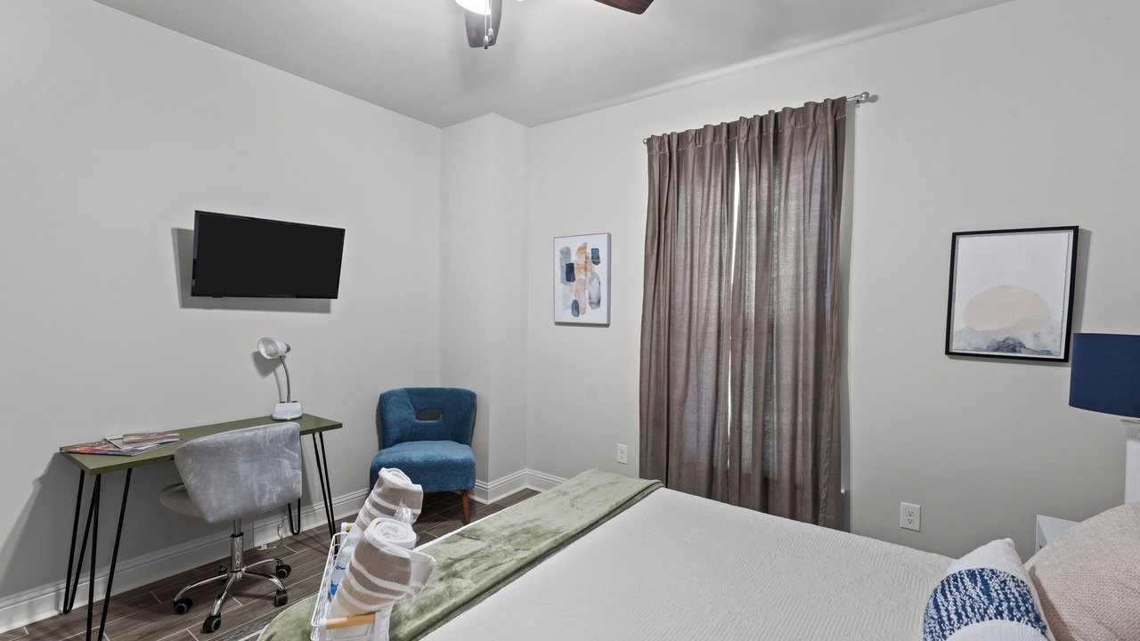 Photo of Bedroom in Shreveport