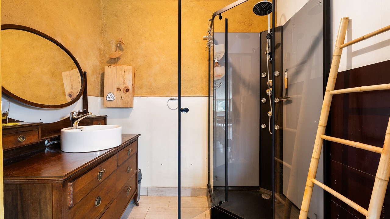 Photo of Bathroom in Broons