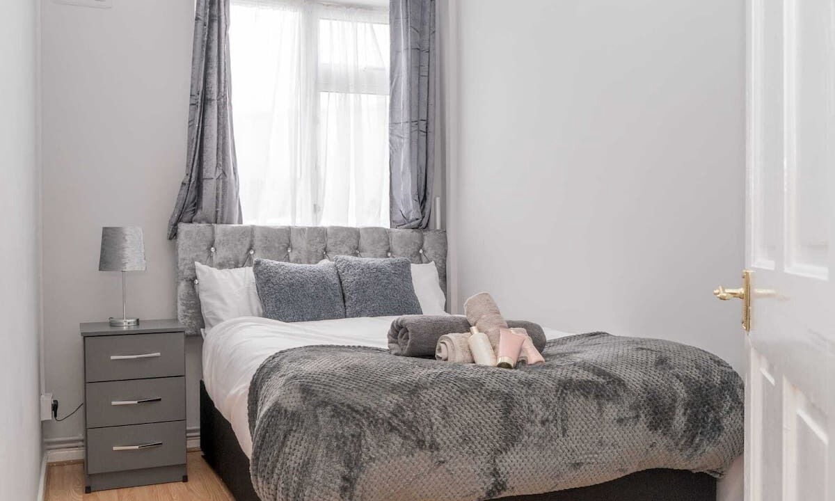 Photo of Bedroom in Weston by Wellend