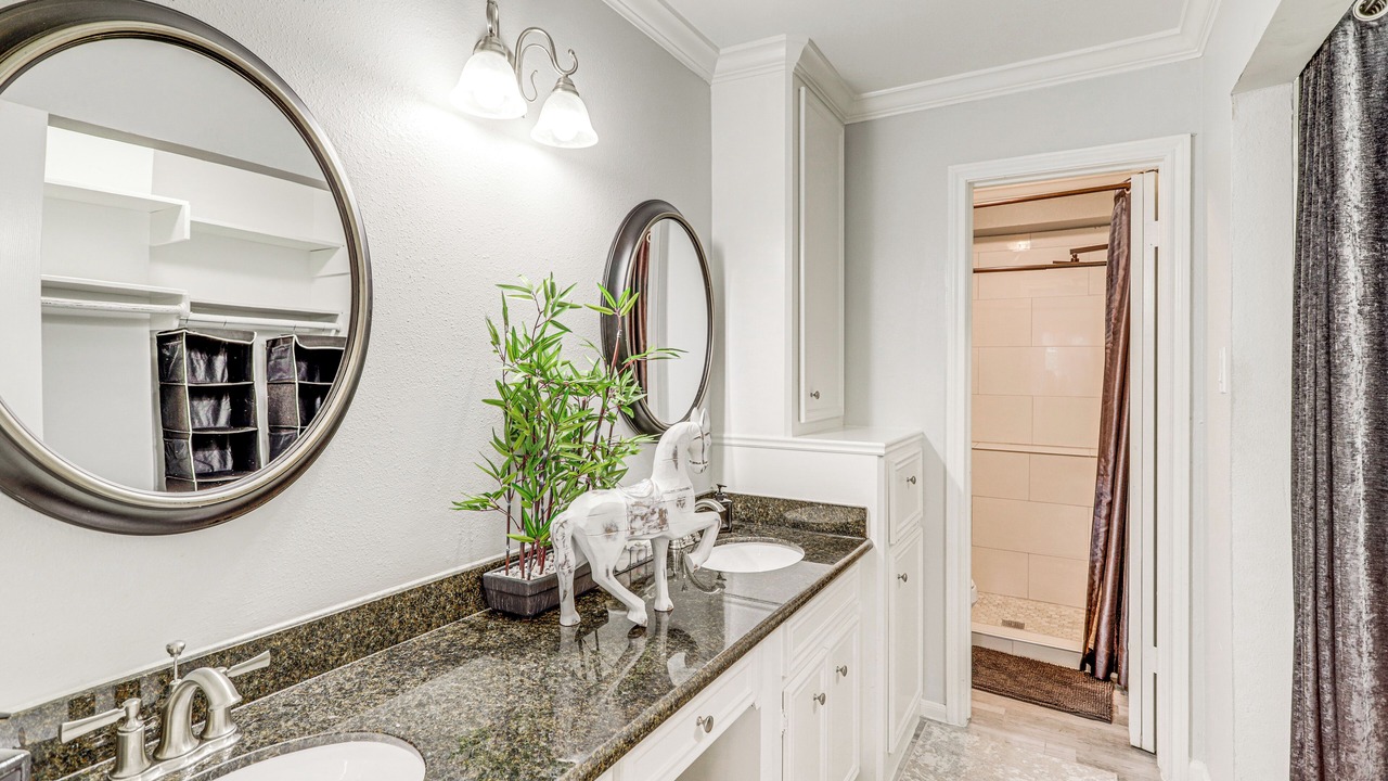 Photo of Bathroom in Barker