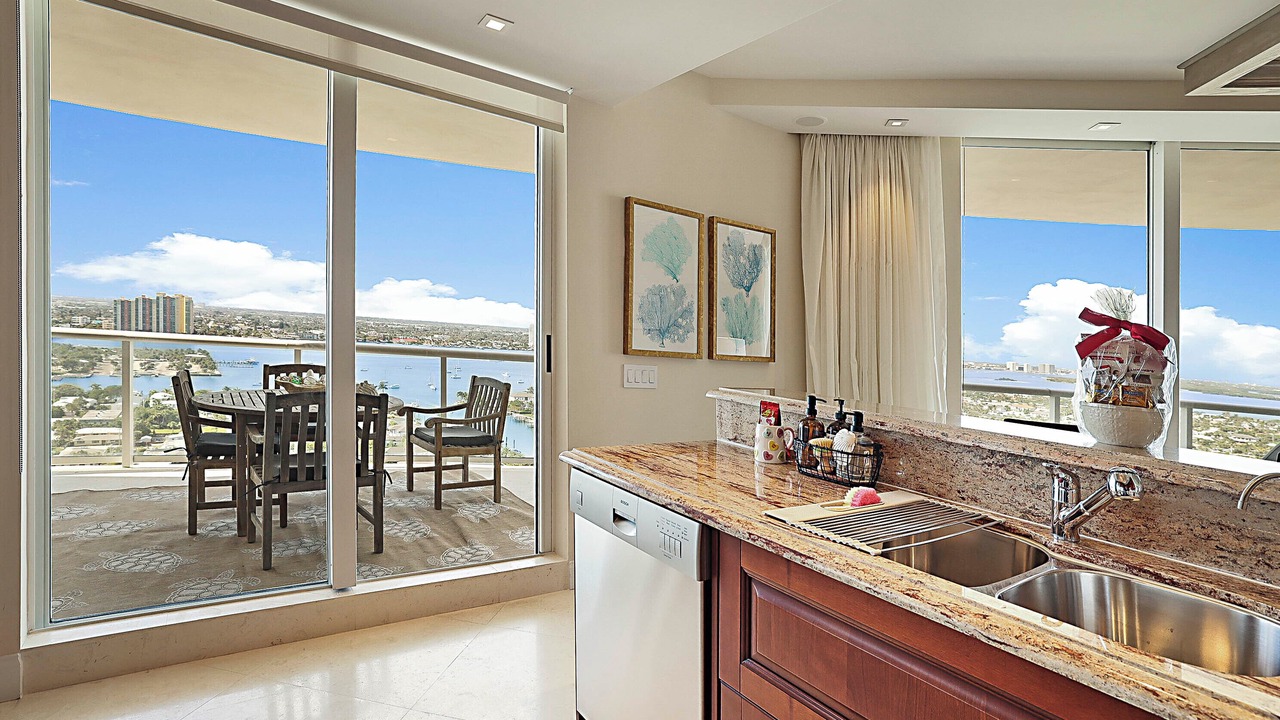 Photo of Kitchen in Singer Island