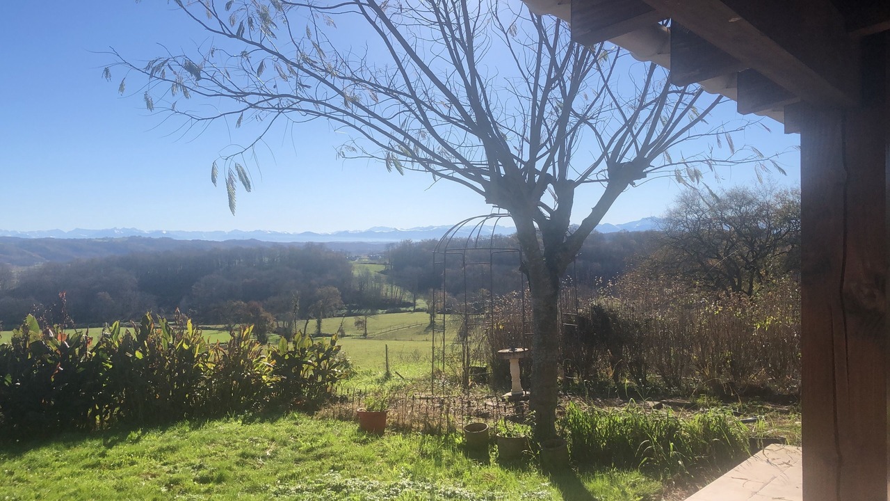 Photo of Outdoor in Estampes