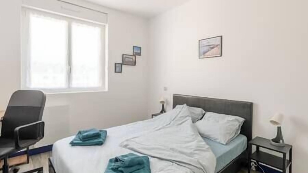 Photo of Bedroom in Saint-Nazaire