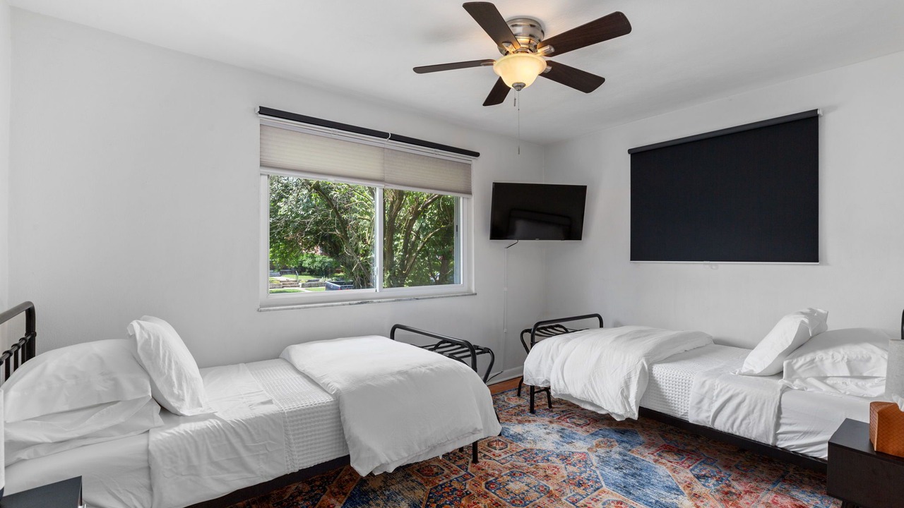 Photo of Bedroom in DeBaliviere Place