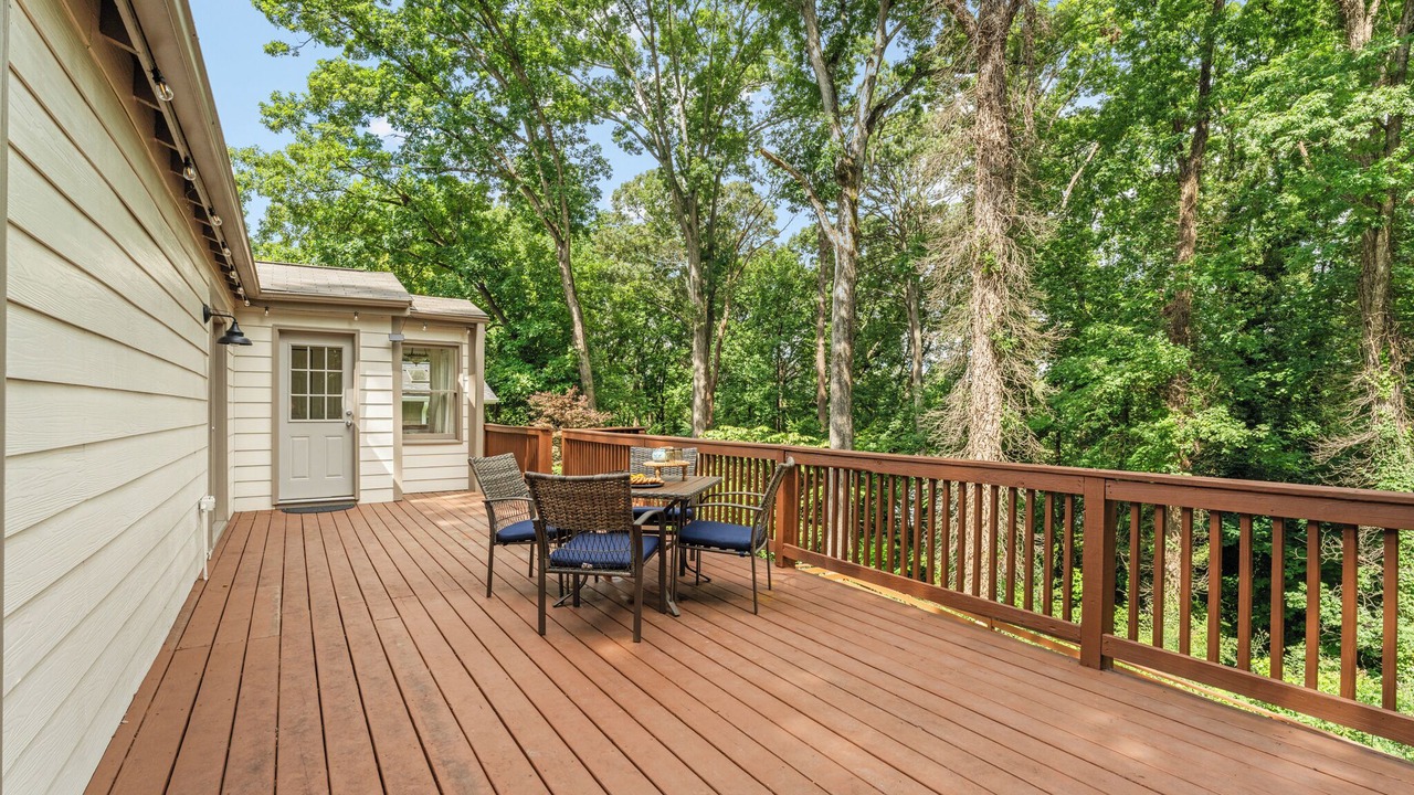 Photo of Outdoor in Briarcliff Heights