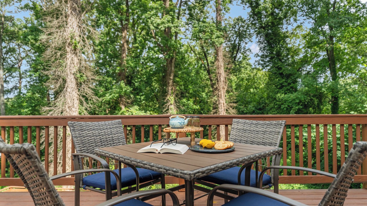 Photo of Outdoor in Briarcliff Heights