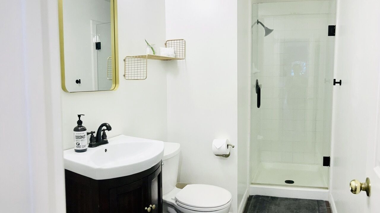 Photo of Bathroom in Scofield Farms