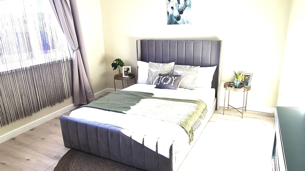 Photo of Bedroom in Newport