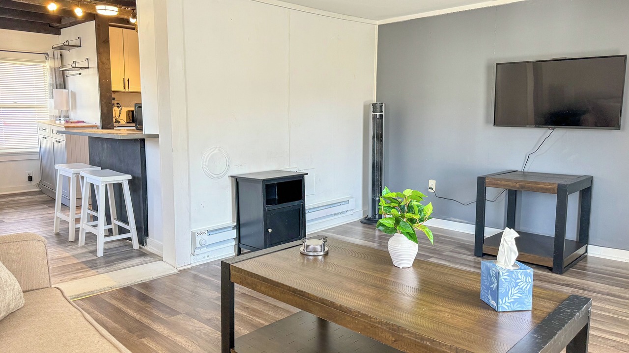 Photo of Livingroom in Hooksett