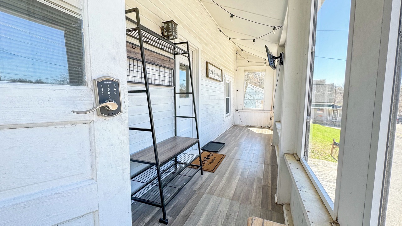 Photo of Patio Balcony in Hooksett