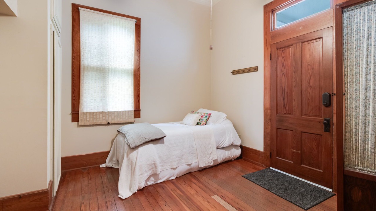 Photo of Bedroom in Scott