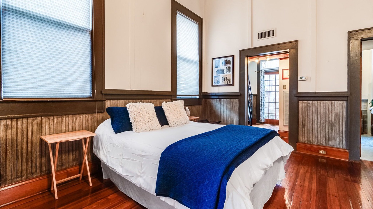 Photo of Bedroom in Scott