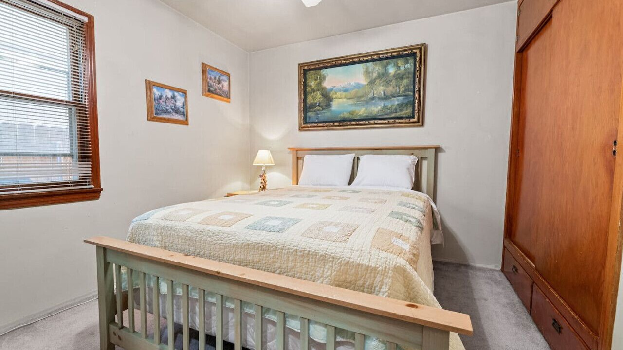 Photo of Bedroom in Peter Pan