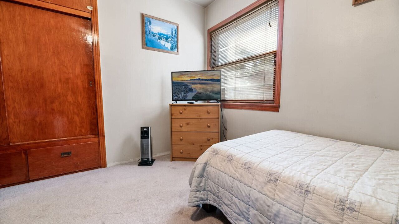 Photo of Bedroom in Peter Pan