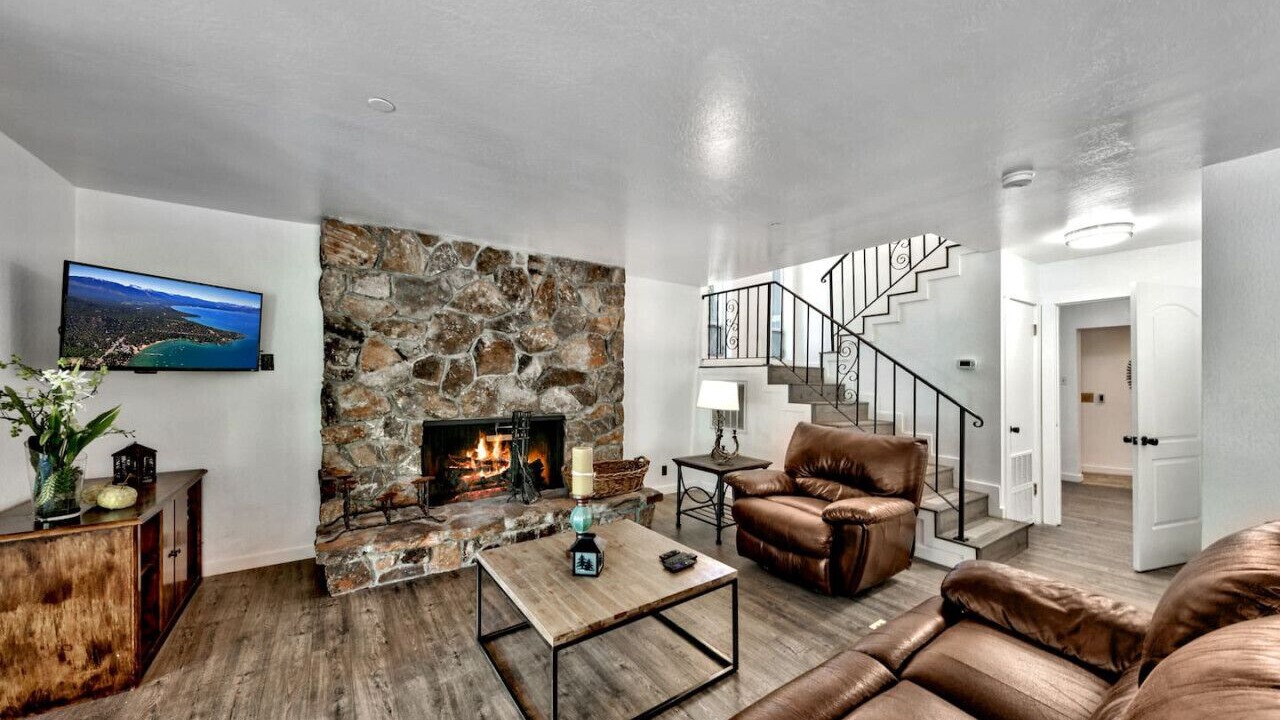 Photo of Livingroom in Alpine Meadows
