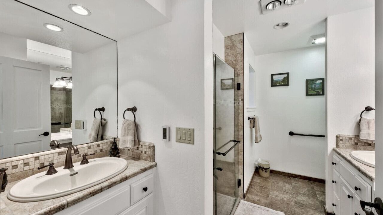 Photo of Bathroom in Alpine Meadows