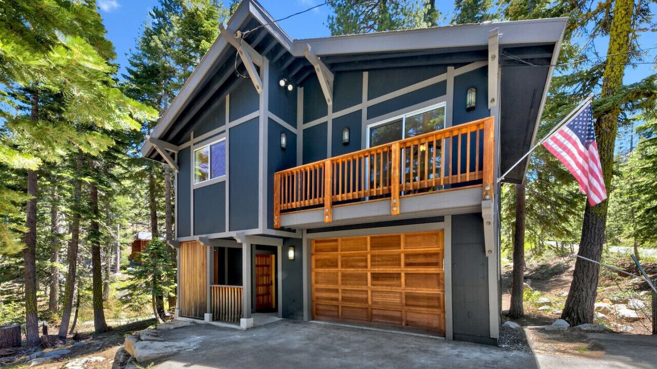 Photo of Outdoor in Alpine Meadows
