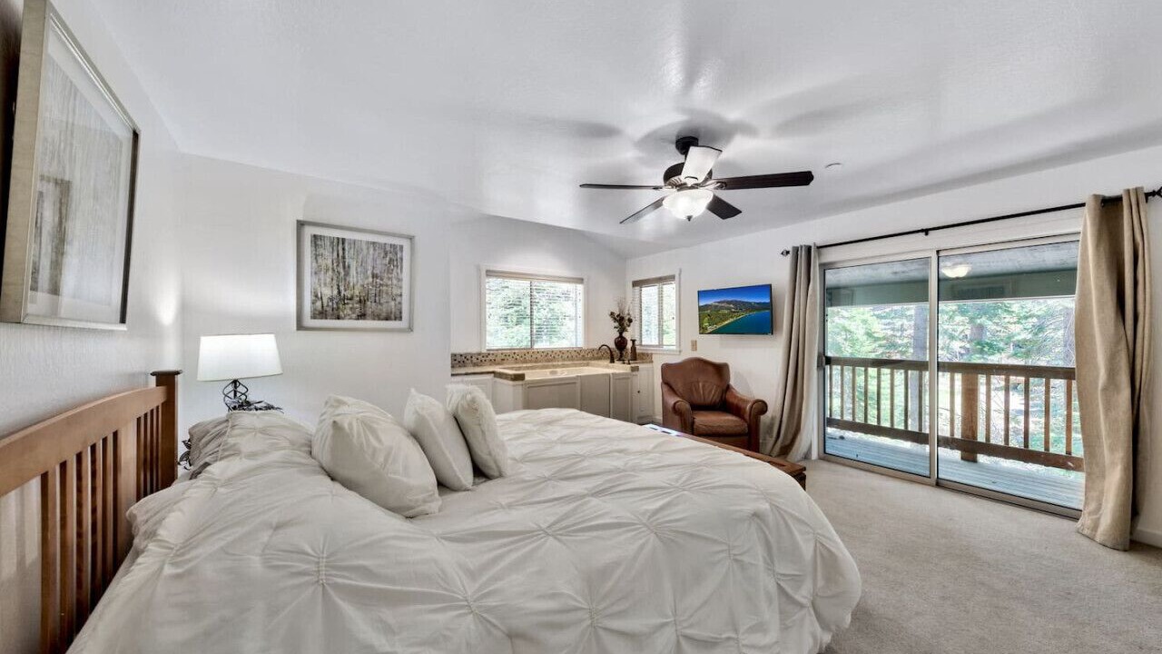 Photo of Bedroom in Alpine Meadows