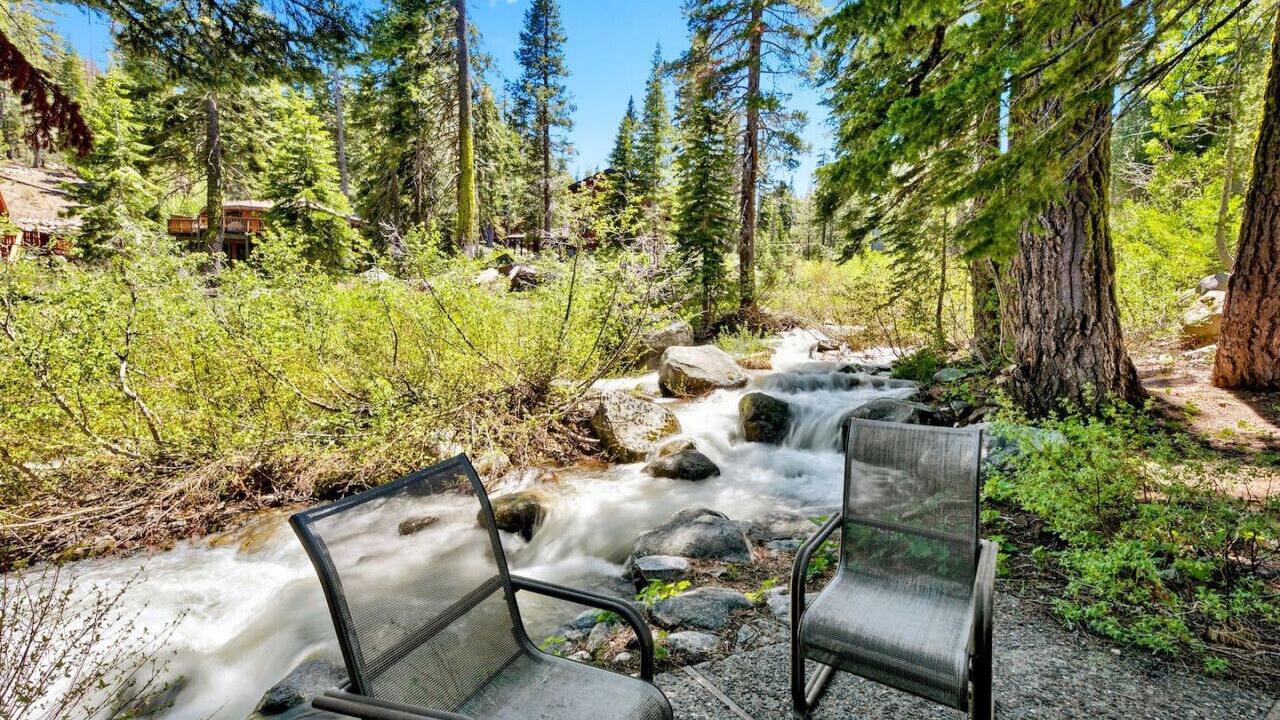 Photo of Outdoor in Alpine Meadows