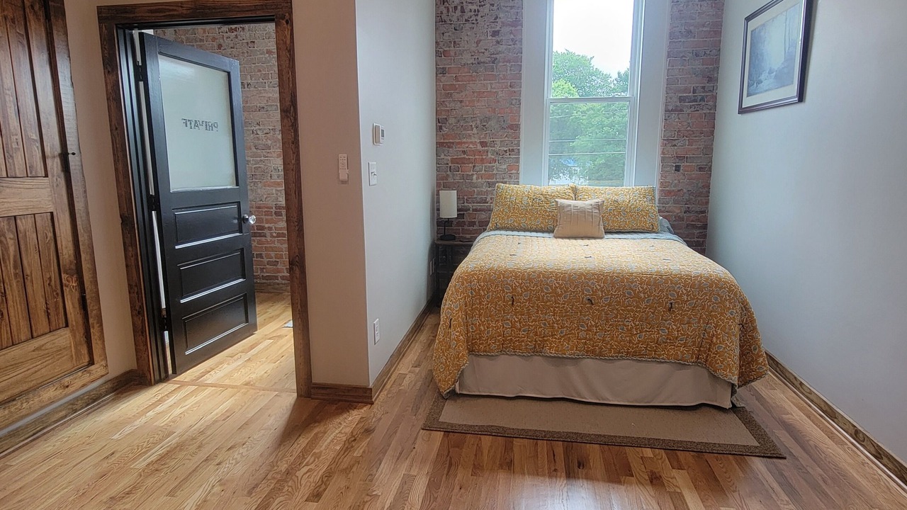 Photo of Bedroom in Walnut Cove
