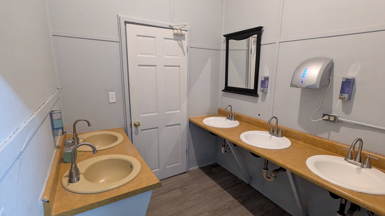 Photo of Bathroom in Robinson