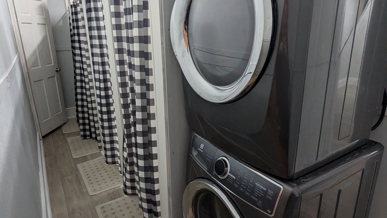 Photo of Others in Robinson