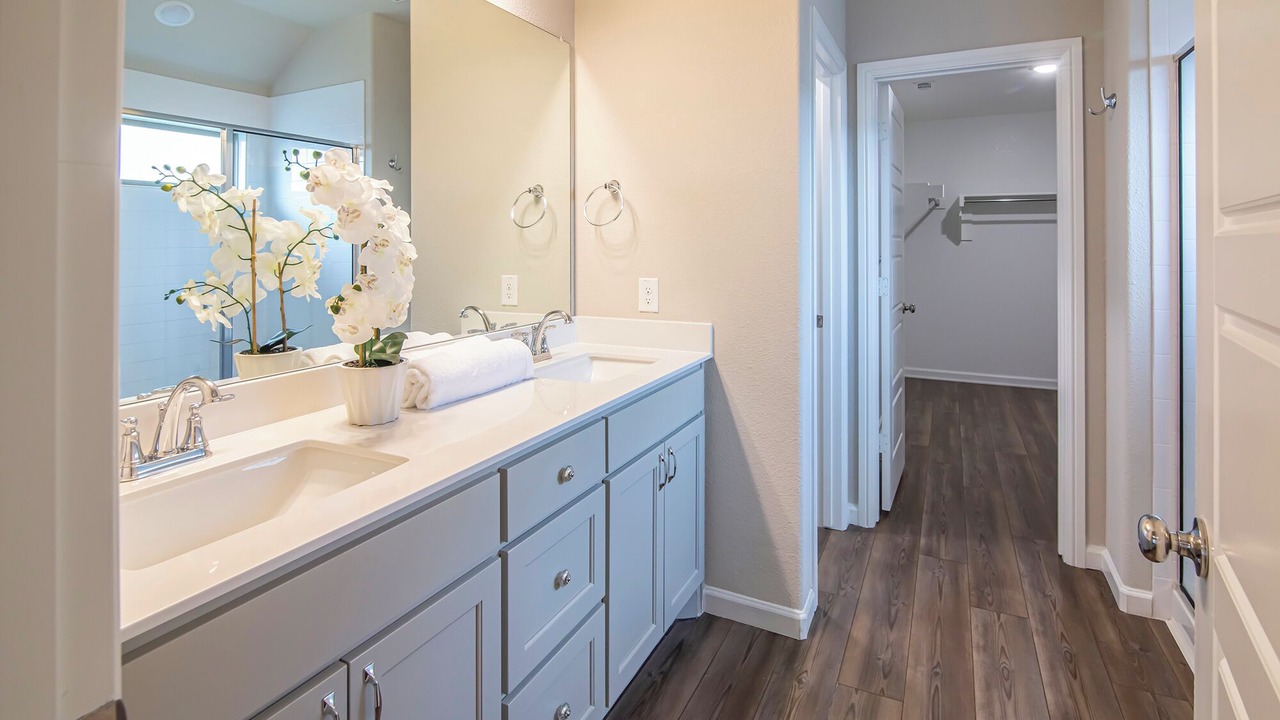 Photo of Bathroom in Venus