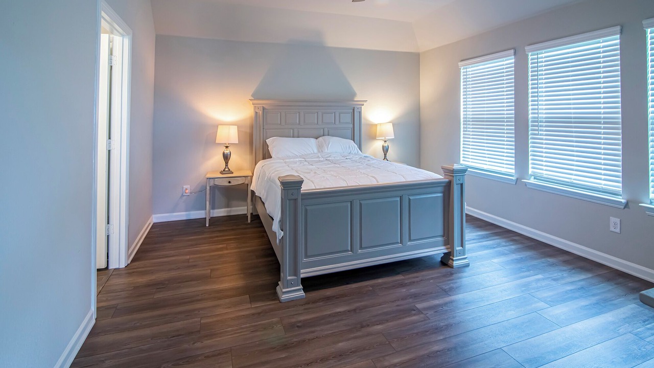 Photo of Bedroom in Venus