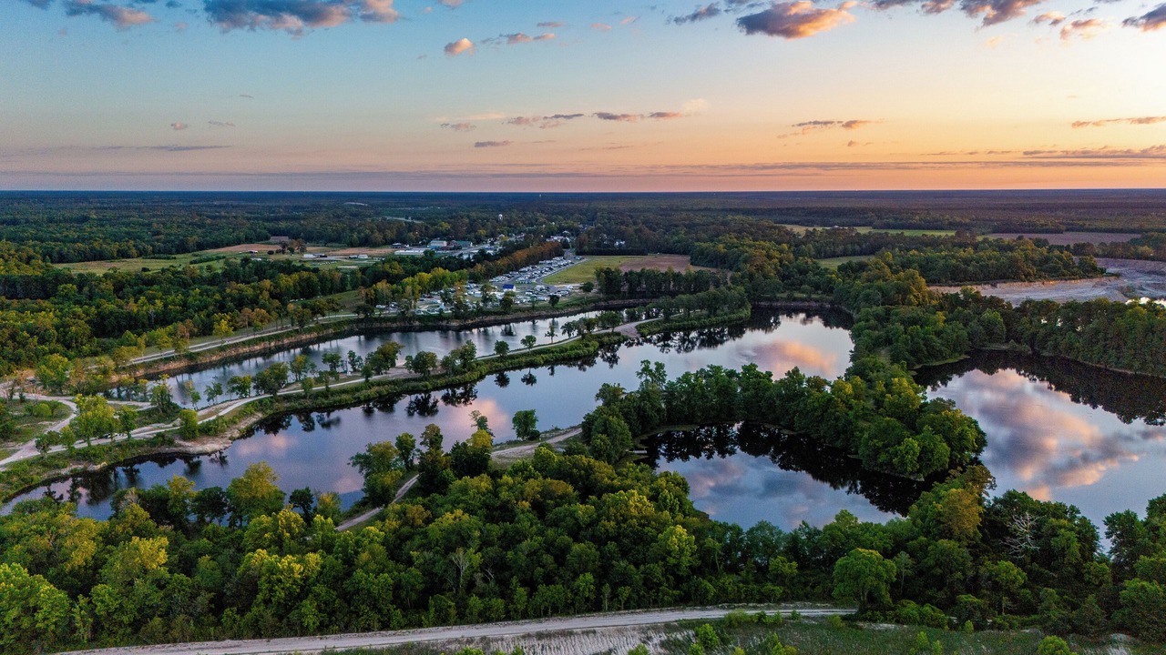 Photo of Outdoor in Maysville