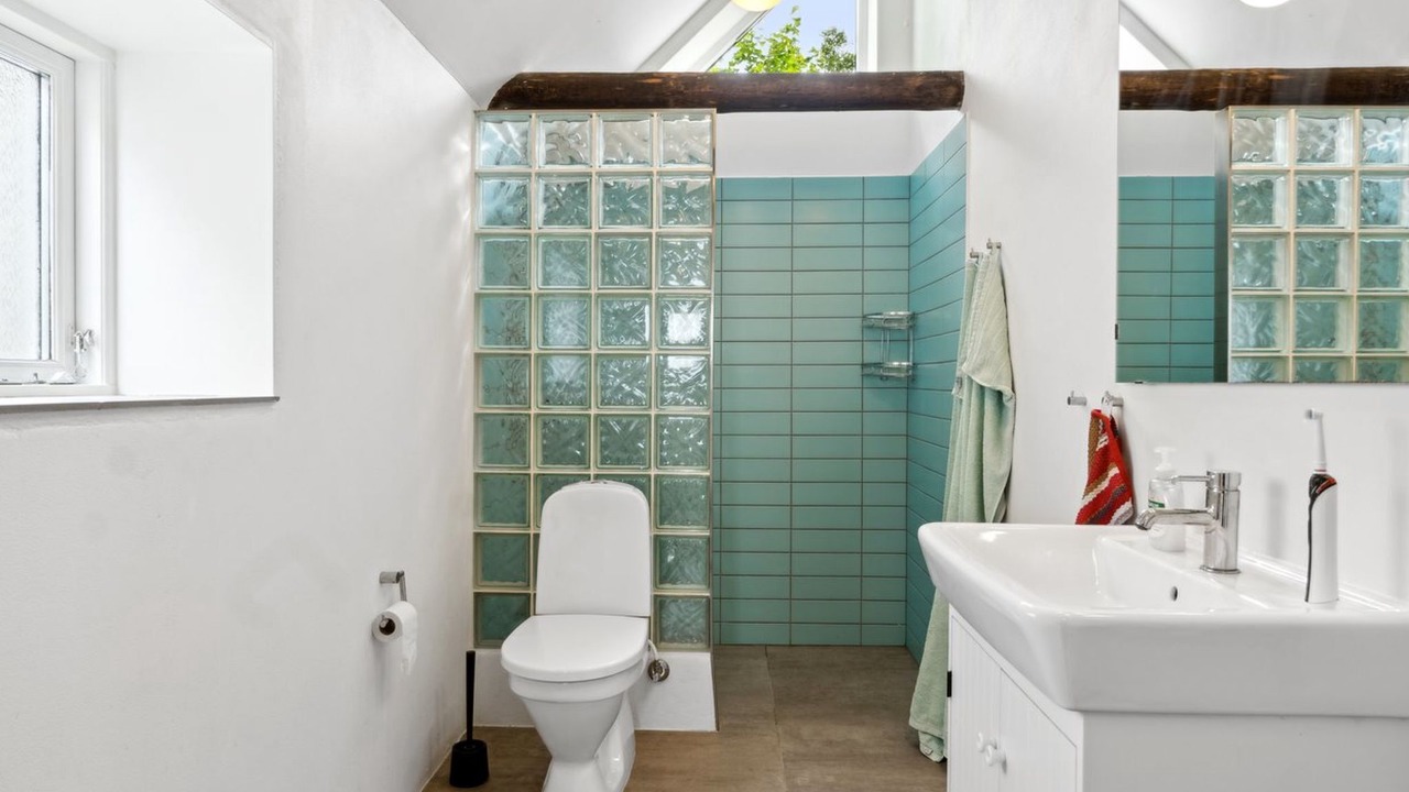 Photo of Bathroom in Humble