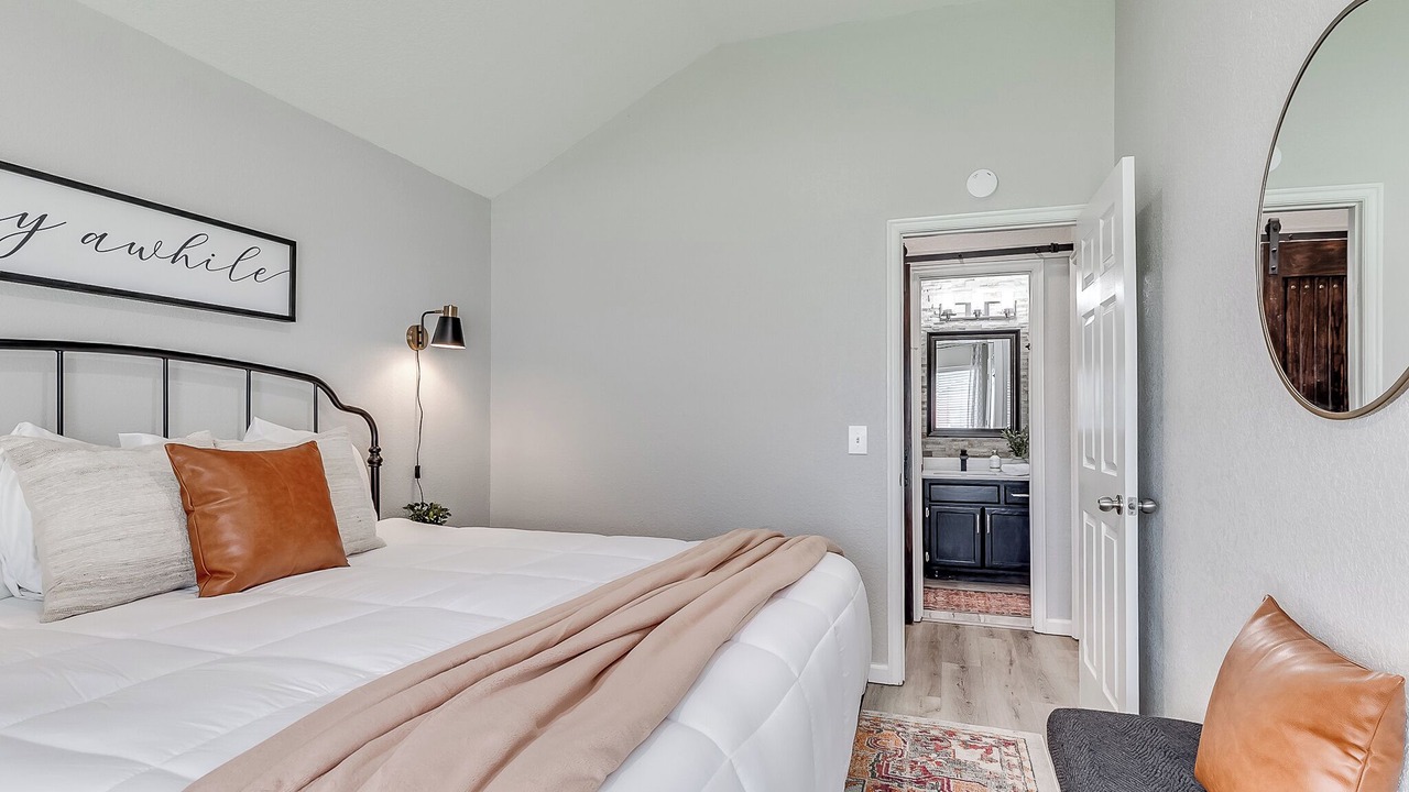 Photo of Bedroom in Edmond
