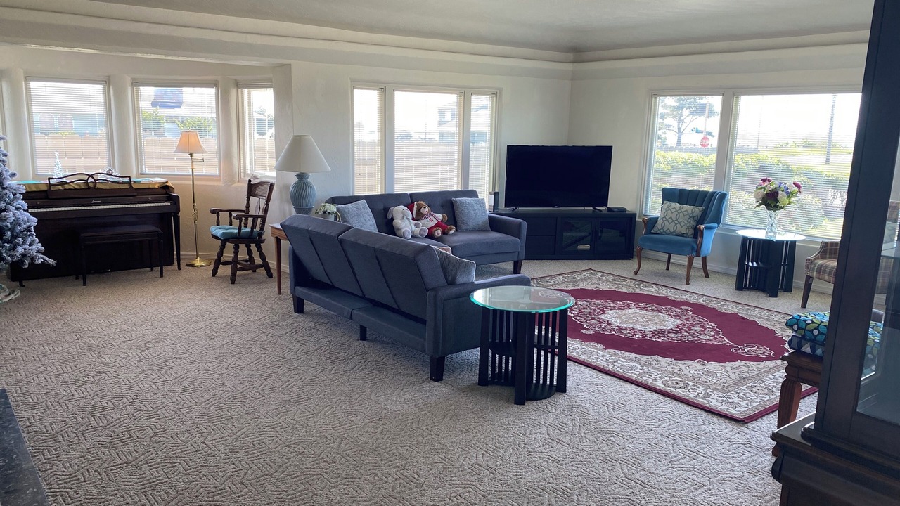 Photo of Livingroom in Crescent City