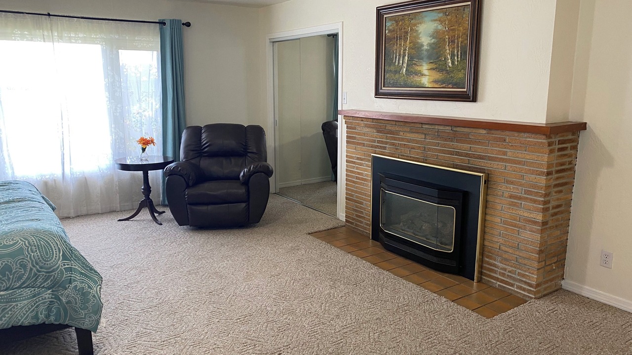 Photo of Livingroom in Crescent City