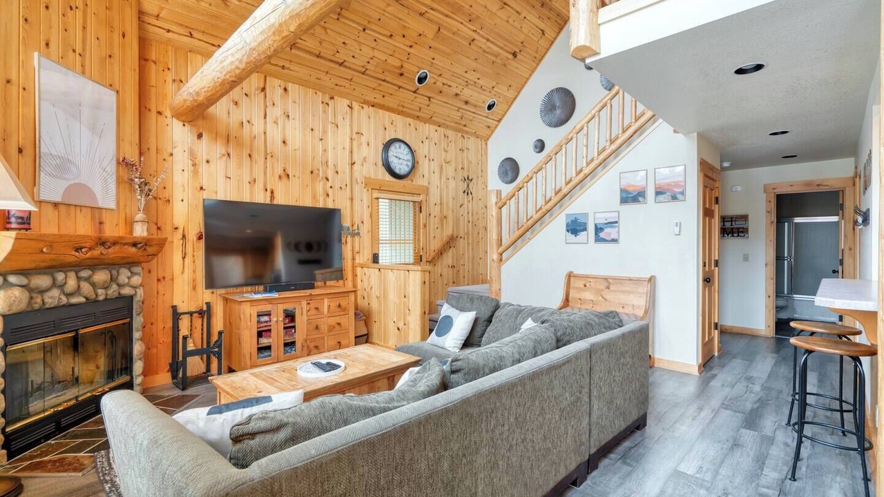 Photo of Livingroom in Redmond