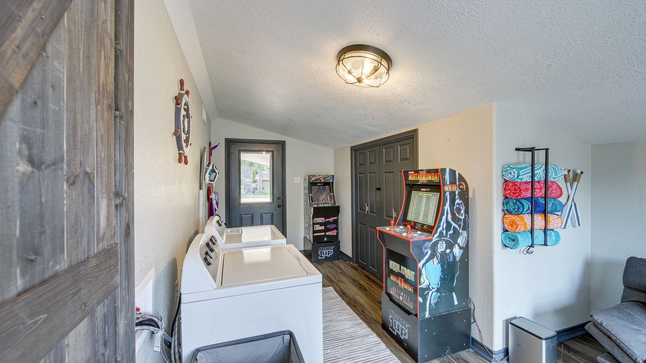 Photo of Bedroom in Tool